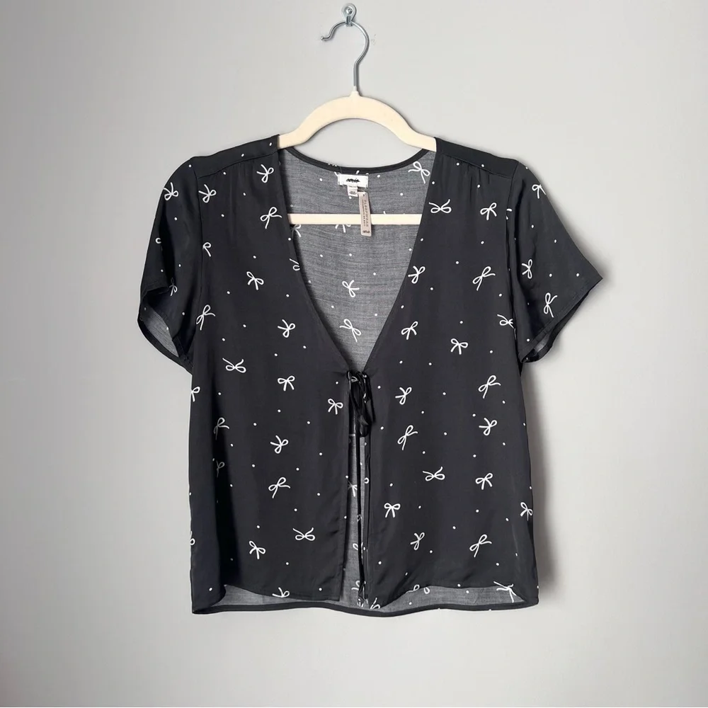 Aerie Bow Print Tie Front Top | Black & White | Size XS